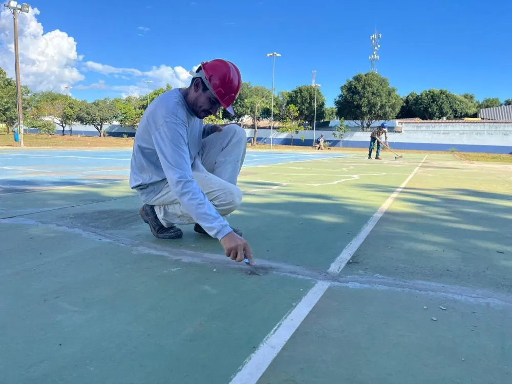 Prepara&ccedil;&atilde;o do piso para receber revestimento modular - Foto: Francisco Barros